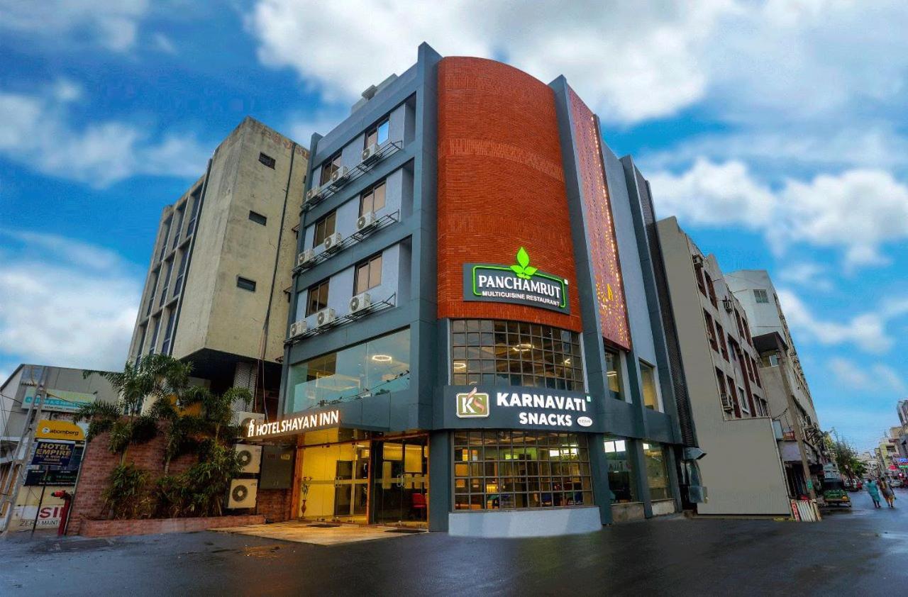 Hotel Shayan Inn Rajkot Ngoại thất bức ảnh