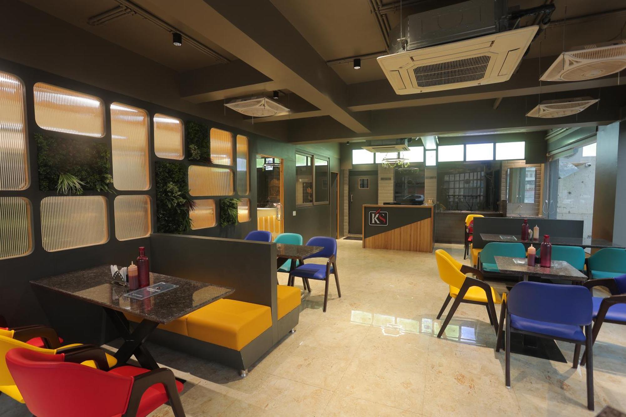 Hotel Shayan Inn Rajkot Ngoại thất bức ảnh